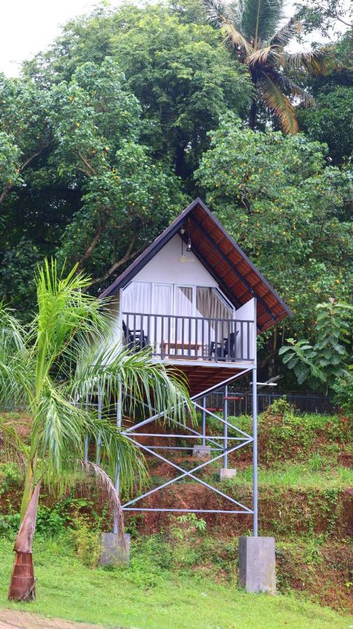 Ripples Service Villas Kollam Exteriér fotografie