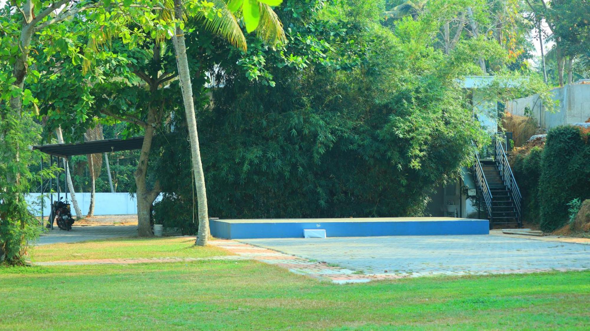 Ripples Service Villas Kollam Exteriér fotografie